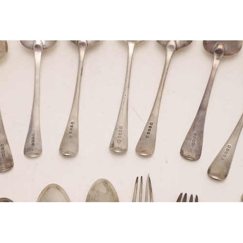 58 - MIXED OLD ENGLISH PATTERN FLATWARE. comprising of: 13 tablespoons, 5 table forks, 5 dessert spoons, ... 