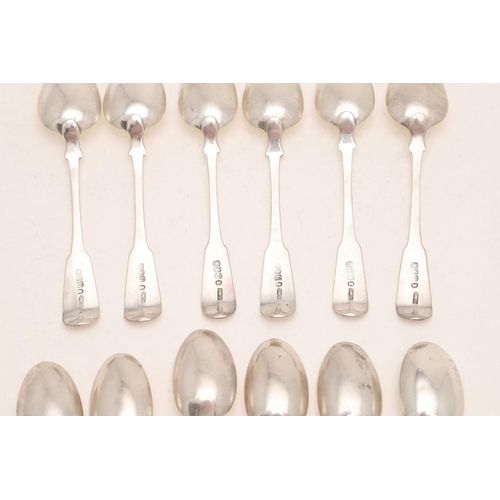 92 - A SET OF SIX GEORGE IV SCOTTISH FIDDLE PATTERN TEASPOONS. initialled, by David McDonald, Glasgow 182... 