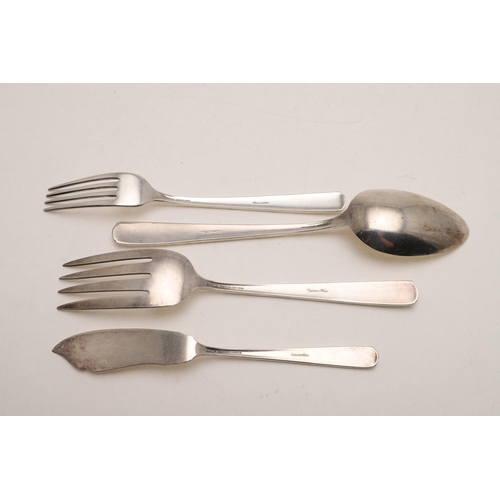 93 - A 20TH CENTURY PART-CANTEEN OF NORTH AMERICAN FLATWARE & CUTLERY. 