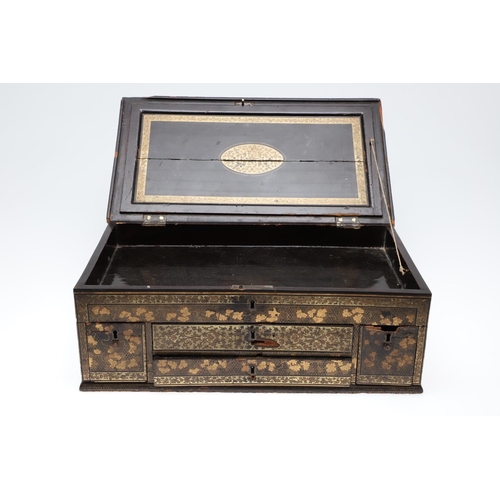 1488 - A CHINESE EXPORT LACQUERED BOX, CIRCA 1800. finely decorated all over with scrolling foliage, the re... 