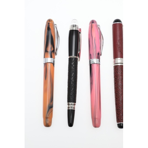 1532 - A GROUP OF ASSORTED MODERN FOUNTAIN PENS. comprising two Noodler's Ink pens in striated pink and ora... 