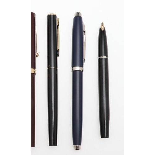 1541 - SHEAFFER: SEVEN VINTAGE WHITE DOT FOUNTAIN PENS. comprising a 330 navy blue and steel trim pen, a To... 