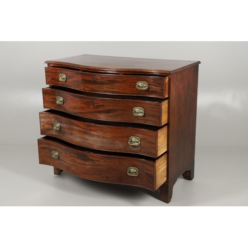 1591 - A GEORGE III MAHOGANY SERPENTINE CHEST OF DRAWERS. the four graduated drawers with octagonal brass s... 