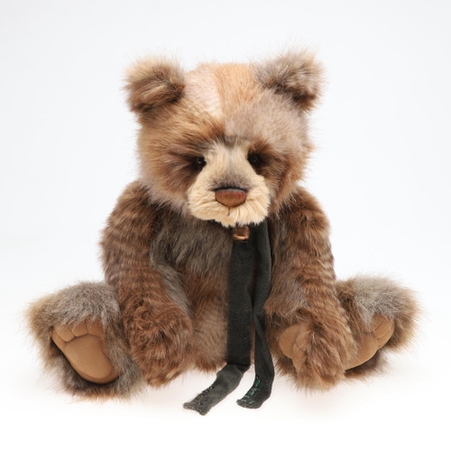 685 - CHARLIE BEARS - LARGE TEDDY BEAR 'MAJOR'. A large plush Teddy Bear 'Major', Model No CB141453 and de... 