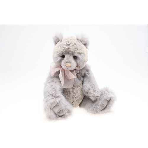 696 - CHARLIE BEARS TEDDY BEARS - YEAR BEARS & COLLECTORS CLUB. Including 'Charlie Year Bear 2018' (4000 m... 