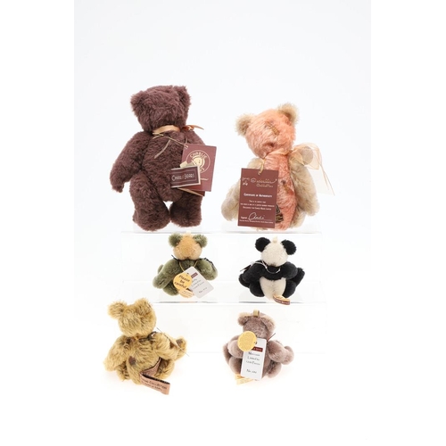 720 - CHARLIE BEARS - MINIMO COLLECTION & OTHER BEARS. Including four Minimo bears including 'Welly' (916 ... 