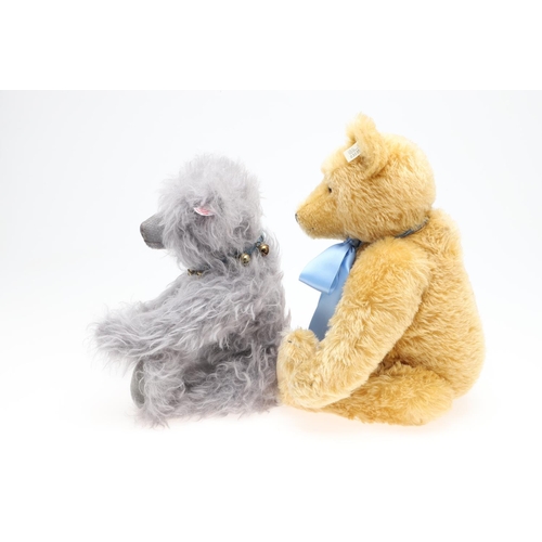 722 - STEIFF TEDDY BEARS 'BELL BOY BEAR' & 'TEDDYBAR 1915 BLOND 50'. Two limited edition Steiff Teddy Bear... 