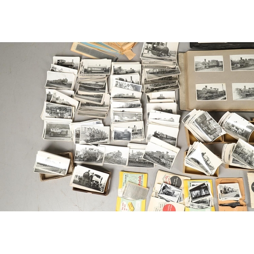 730 - AN EXTENSIVE PHOTOGRAPHIC TRAIN ARCHIVE, LOOSE AND IN ALBUMS. circa 1940âs -1960âs, comprising o... 