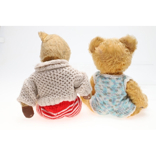 738 - VARIOUS VINTAGE TEDDY BEARS INCLUDING CHAD VALLEY & CHILTERN. A mixed lot including two post war Chi... 