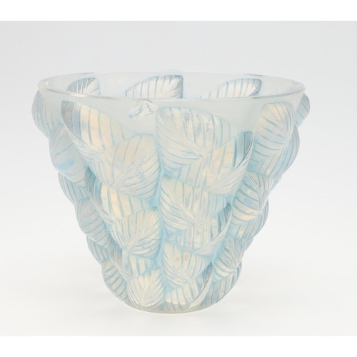 798 - LALIQUE GLASS VASE - MOISSAC. A circa 1920's Lalique opalescent glass vase in the Moissac design, wi... 