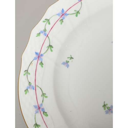 850 - HEREND - BLUE GARLAND PART DINNER SERVICE. Comprising a large oval platter (42cms across), 5 large d... 