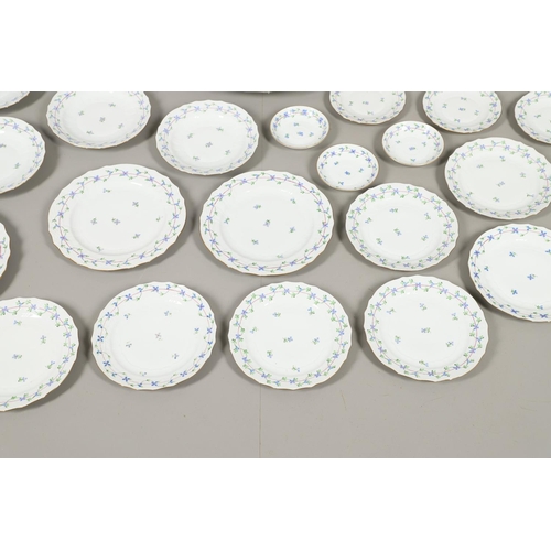 850 - HEREND - BLUE GARLAND PART DINNER SERVICE. Comprising a large oval platter (42cms across), 5 large d... 