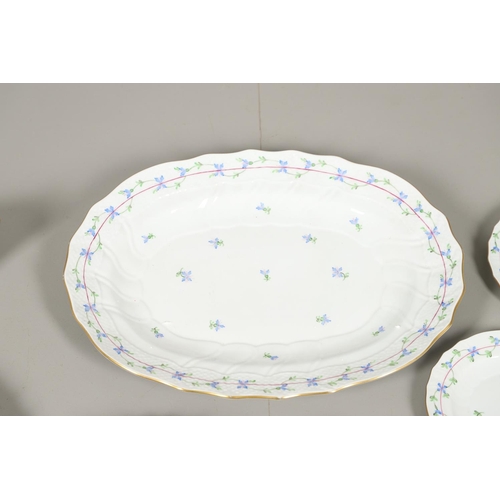 850 - HEREND - BLUE GARLAND PART DINNER SERVICE. Comprising a large oval platter (42cms across), 5 large d... 