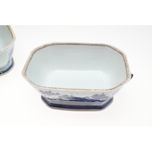 951 - PAIR OF CHINESE EXPORT TUREENS & COVERS. A pair of 18thc Chinese blue and white export lidded tureen... 