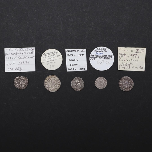 1033 - A COLLECTION OF HAMMERED SILVER PENNIES RICHARD I AND LATER. A Richard I short cross penny, A Richar... 