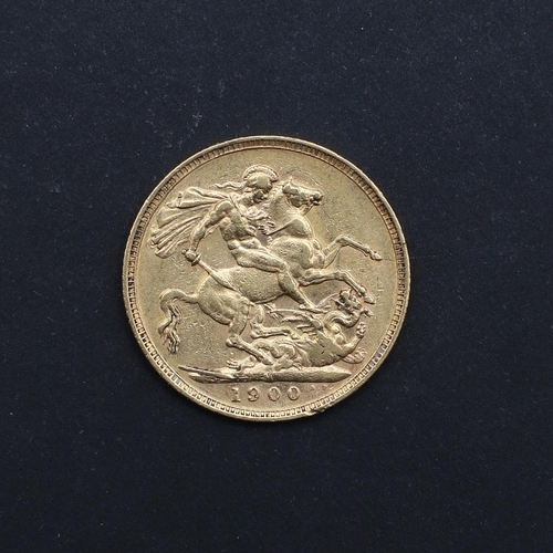 1236 - A VICTORIAN SOVEREIGN, 1900. A Queen Victoria Sovereign, old veiled bust l. St George and the Dragon... 