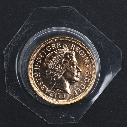 1306 - AN UNCIRCULATED ELIZABETH II HALF SOVEREIGN, 2002. An uncirculated Elizabeth II Half Sovereign, crow... 