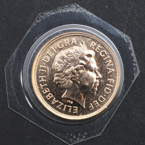 1311 - AN UNCIRCULATED ELIZABETH II SOVEREIGN, 2004. An uncirculated Elizabeth II Sovereign, crowned bust r... 