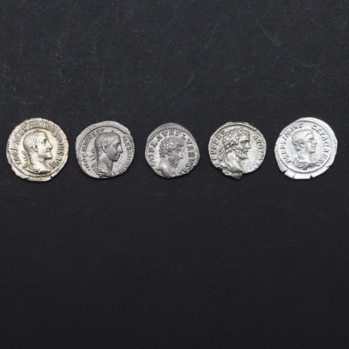 699 - ROMAN IMPERIAL COINAGE, FIVE DENARIUS INCLUDING LUCIUS VERUS AND OTHERS. c.161-235. A.D. A silver de... 