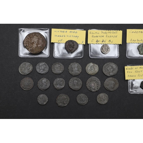 717 - A COLLECTION OF ROMAN COINS TO INCLUDE CONSTANS, TERTICUS I AND OTHER ANCIENT COINS. A small collect... 
