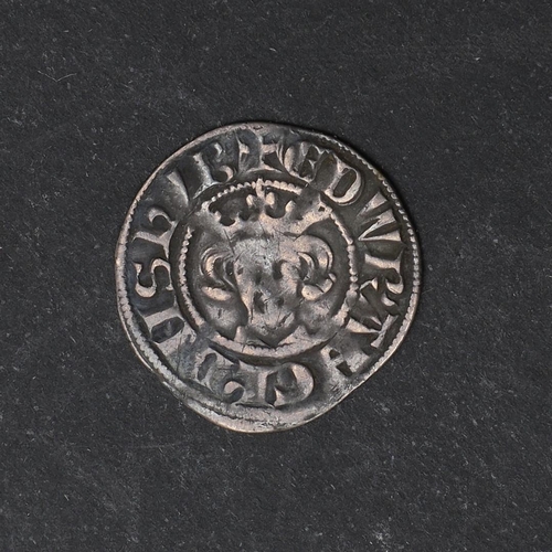 726 - AN EDWARD I (1272-1307) HAMMERED SILVER PENNY. A hammered silver long-cross penny, facing crowned po... 