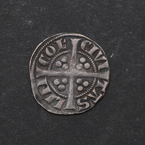 726 - AN EDWARD I (1272-1307) HAMMERED SILVER PENNY. A hammered silver long-cross penny, facing crowned po... 