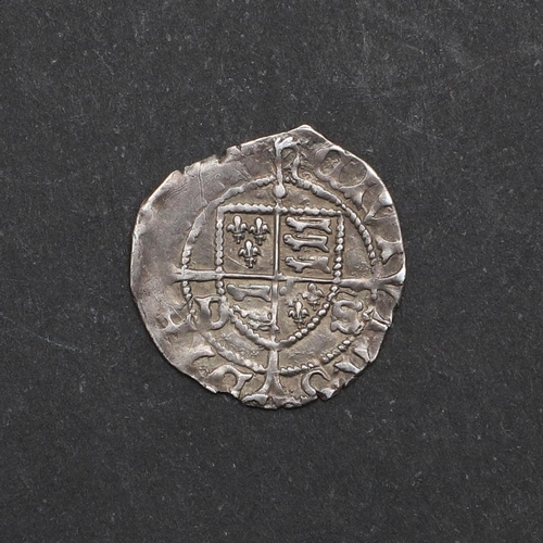 730 - A HENRY VII (1485 - 1509). SOVEREIGN TYPE HAMMERED SILVER PENNY. A Henry VII sovereign type penny, w... 