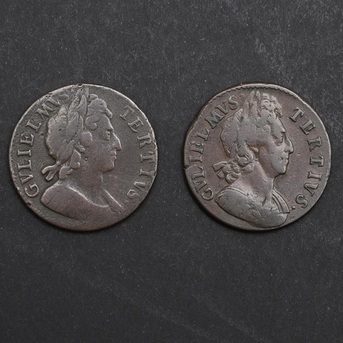 759 - TWO WILLIAM III COPPER HALFPENNIES, 1699. A William III Halfpenny, second issue with date in legend ... 