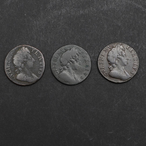 760 - THREE WILLIAM III FARTHINGS, 1699 AND 1700. Three William III farthings, laureate and cuirassed bust... 