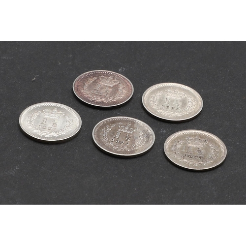 818 - A COLLECTION OF WILLIAM IV THREE- HALFPENCE, 1834 AND LATER. A collection of William IV three-halfpe... 