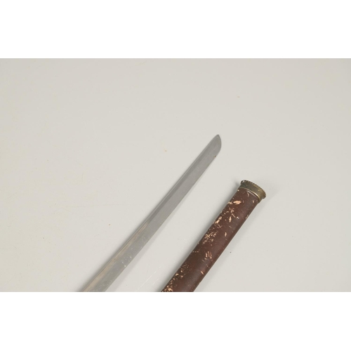 108 - A MID 20TH CENTURY JAPANNESE SWORD AND SCABBARD. A mid 20th century Japanese sword with a 70cm sharp... 