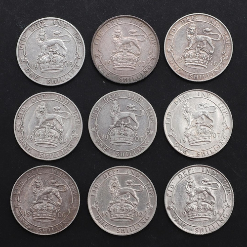 894 - A COLLECTION OF NINE EDWARD VII SHILLINGS. 1902 AND LATER. Edward VII shillings, bare head l. revers... 