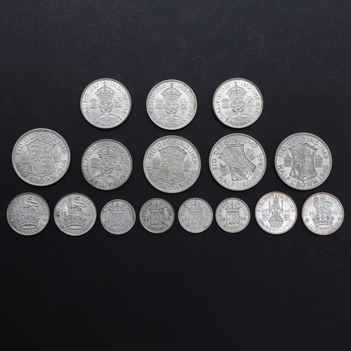 920 - A COLLECTION OF GEORGE VI PART SILVER COINAGE FOR 1946. George VI coins: Halfcrowns (4), Florins (4)... 