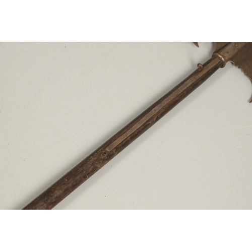 120 - AN UNUSUAL MID 18TH CENTURY SERGEANT's  HALBARD. The blade with central pointed spike above a broad ... 