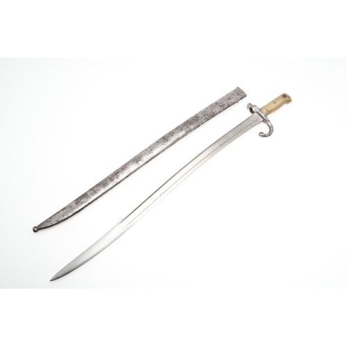 121 - A FRENCH 1866 PATTERN CHASSEPOT BAYONET AND SCABBARD. With a 57.4cm pointed, sharpened single edged ... 