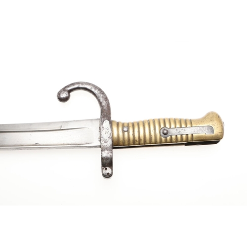 121 - A FRENCH 1866 PATTERN CHASSEPOT BAYONET AND SCABBARD. With a 57.4cm pointed, sharpened single edged ... 