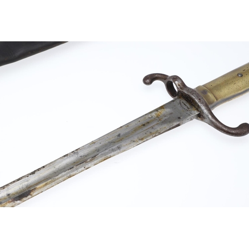 125 - AN IMPERIAL GERMAN M1871 PATTERN BAYONET AND SCABBARD. With a 45cm pointed, single sharpened edged a... 