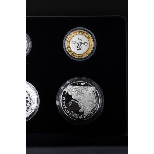 940 - AN ELIZABETH II 6 COIN 2007 SILVER PROOF 'FAMILY' COLLECTION. A colelction of six coins, £5.00 Diamo... 