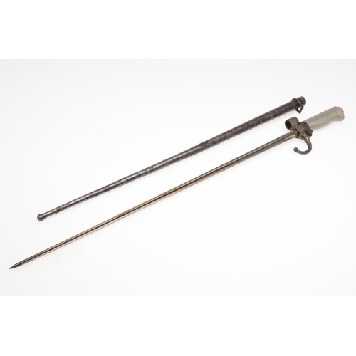 130 - A FRENCH 1886 PATTERN LEBEL EPEE BAYONET AND SCABBARD. With a 52cm cruciform blade, with forward fac... 