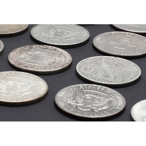 964 - A SMALL COLLECTION OF AMERICAN HALF DOLLARS, 1893 AND LATER. Three United States of America half dol... 