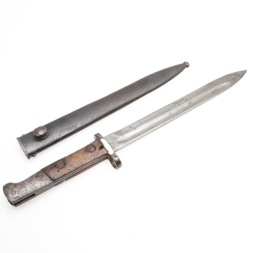 145 - A FIRST WORLD WAR 1907 PATTERN BAYONET AND SCABBARD. With a 25cm pointed single edged fullered blade... 