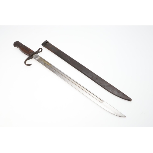 149 - A 1913 PATTERN FIRST WORLD WAR REMINGTON BAYONET AND SCABBARD AND ANOTHER SIMILAR. With a 43cm singl... 