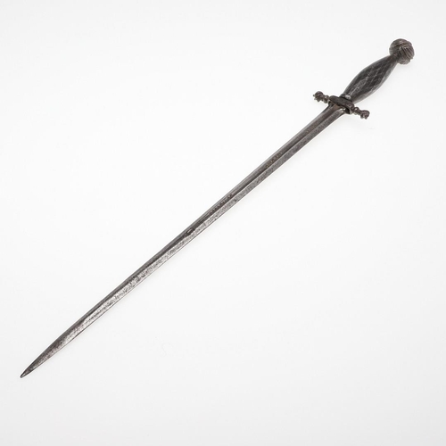 162 - A 17TH CENTURY ITALIAN LEFT HAND DAGGER WITH STEEL GRIP. With a 34.5cm tapering pointed blade with p... 