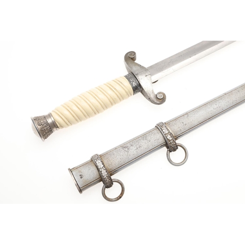 172 - A SECOND WORLD WAR GERMAN ARMY DAGGER AND SCABBARD. With a 25cm tapering and pointed blade marked fo... 