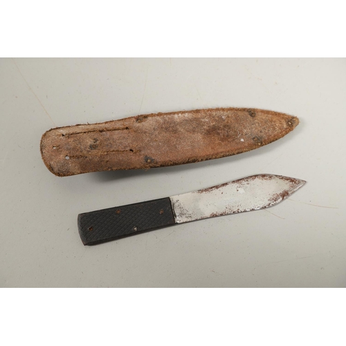 182 - AN AMERICAN CASE HUNTING KNIFE AND THREE OTHERS. A Case hunting knife with a 24cm plated Bowie type ... 