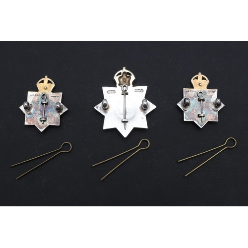 212 - A FINE SET OF SILVER AND ENAMEL CAP AND COLLAR BADGES FOR THE KING's  DRAGOON GUARDS. An Officer's  ... 