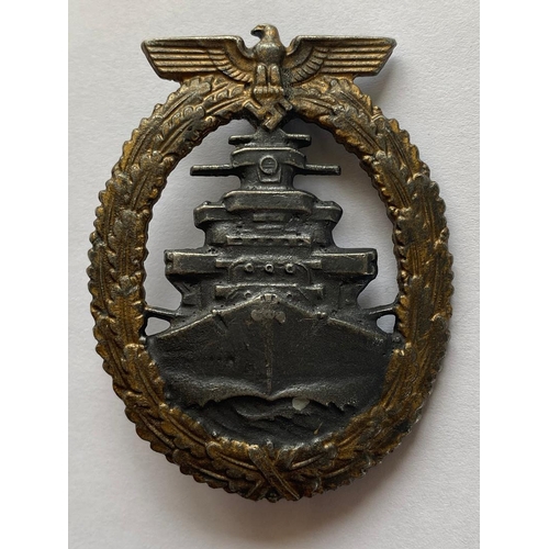 221 - A SECOND WORLD WAR GERMAN FLEET SERVICE BADGE. A Second World War German Kriegsmarine Fleet Service ... 