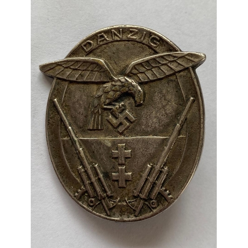 234 - A SECOND WORLD WAR GERMAN DANZIG FLAK BADGE. A Second World War German Luftwaffe Danzig Flak Badge, ... 