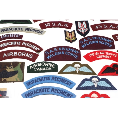 263 - A COLLECTION OF PATCHES AND BADGES FOR AIRBORNE AND SPECIAL FORCES. A mixed collection of patches to... 