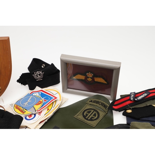 282 - A COLLECTION OF CLOTH PATCHES AND MILITARY INSIGNIA TO INCLUDE RECENT AMERICAN PATCHES. A large coll... 